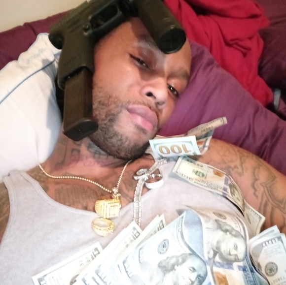 Meet your Posher, Tory - Picture 11 of 16